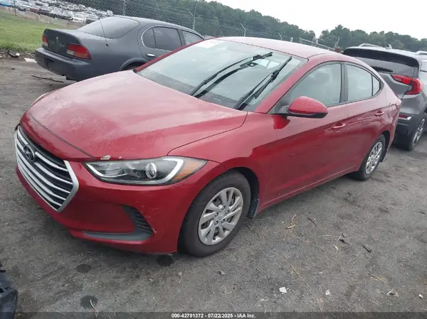 KMHD74LF1HU428616 2017 HYUNDAI ELANTRA - Image 2