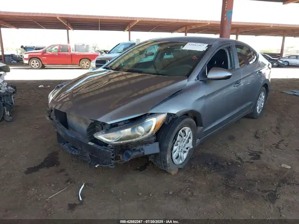 KMHD74LF1JU453408 2018 HYUNDAI ELANTRA - Image 2