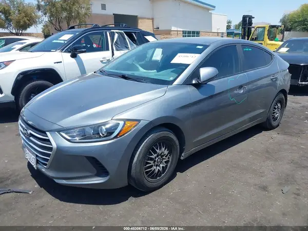 KMHD74LF1JU466465 2018 HYUNDAI ELANTRA - Image 2