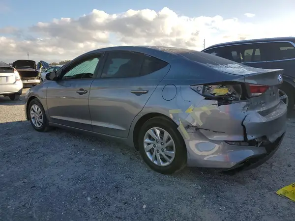 KMHD74LF1JU471309 2018 HYUNDAI ELANTRA - Image 2