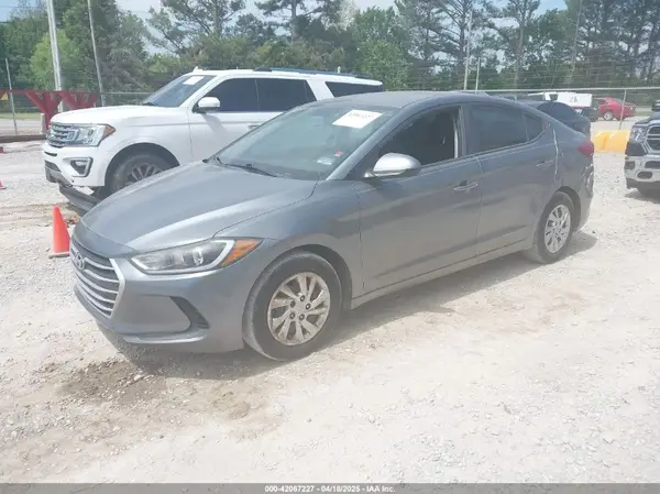 KMHD74LF1JU477482 2018 HYUNDAI ELANTRA - Image 2