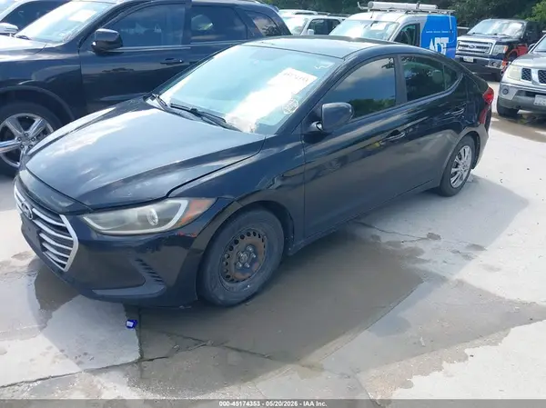 KMHD74LF1JU525191 2018 HYUNDAI ELANTRA - Image 2