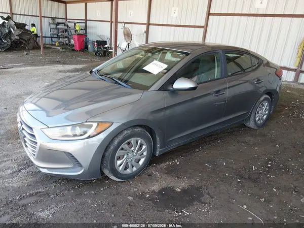 KMHD74LF1JU596391 2018 HYUNDAI ELANTRA - Image 2