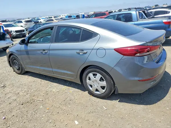 KMHD74LF1JU631804 2018 HYUNDAI ELANTRA - Image 2
