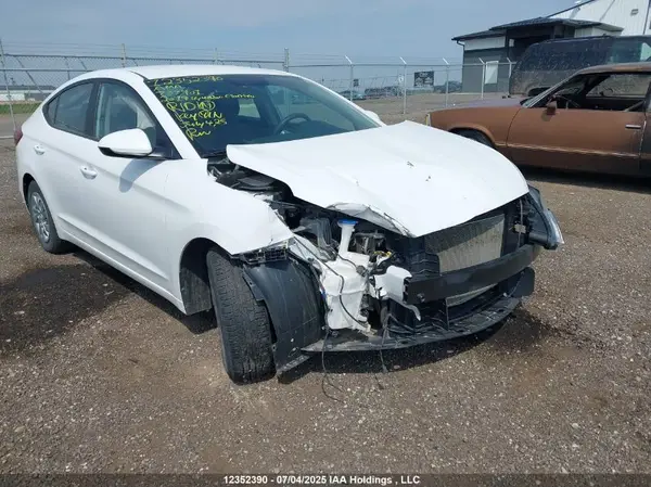 KMHD74LF1KU737901 2019 HYUNDAI ELANTRA - Image 1