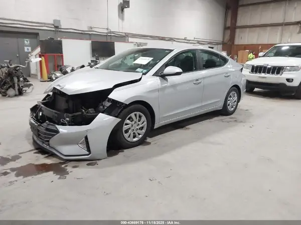 KMHD74LF1KU775306 2019 HYUNDAI ELANTRA - Image 2