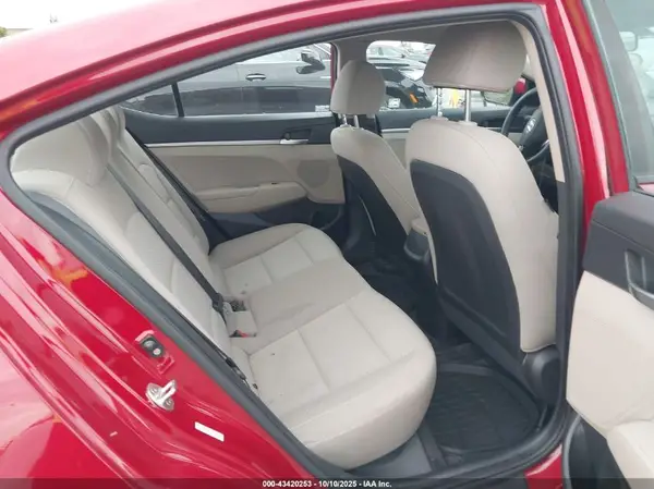 KMHD74LF1KU777525 2019 HYUNDAI ELANTRA - Image 8