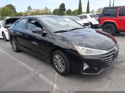 KMHD74LF1KU782868 2019 HYUNDAI ELANTRA