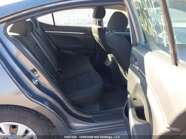 KMHD74LF1KU786967 2019 HYUNDAI ELANTRA - Image 8