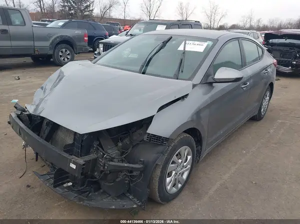 KMHD74LF1KU825895 2019 HYUNDAI ELANTRA - Image 2