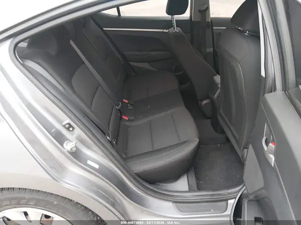 KMHD74LF1KU831745 2019 HYUNDAI ELANTRA - Image 8
