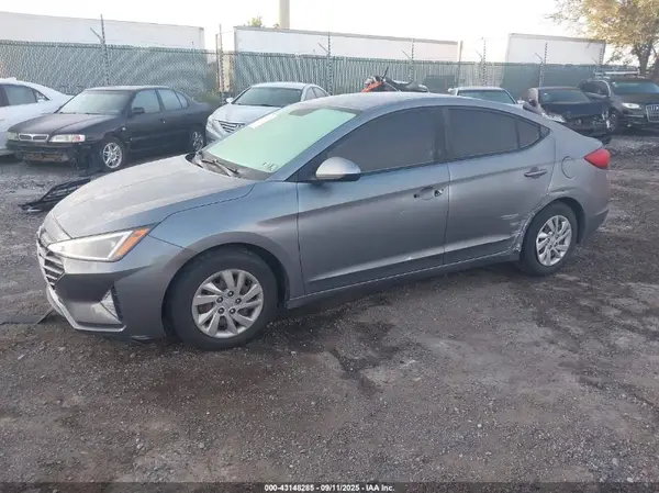 KMHD74LF1KU833673 2019 HYUNDAI ELANTRA - Image 2