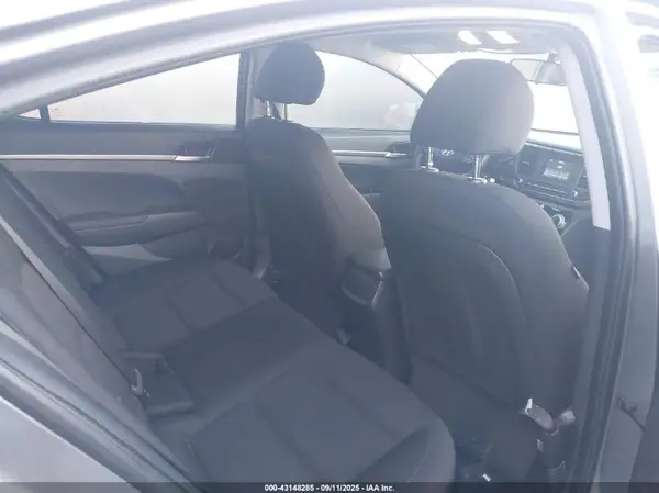 KMHD74LF1KU833673 2019 HYUNDAI ELANTRA - Image 8