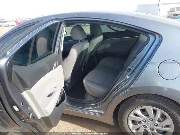 KMHD74LF1KU836329 2019 HYUNDAI ELANTRA - Image 8