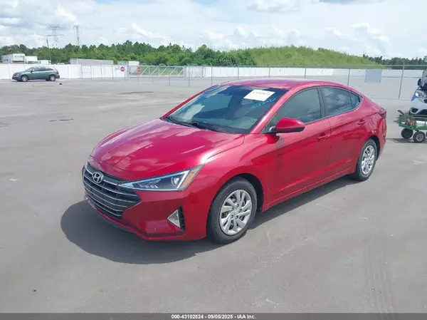KMHD74LF1LU056090 2020 HYUNDAI ELANTRA - Image 2