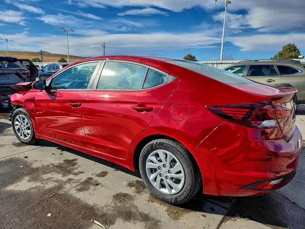 KMHD74LF1LU943446 2020 HYUNDAI ELANTRA - Image 2
