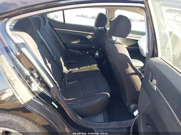 KMHD74LF1LU950557 2020 HYUNDAI ELANTRA - Image 8