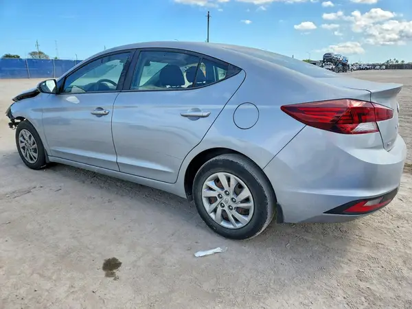 KMHD74LF1LU952910 2020 HYUNDAI ELANTRA - Image 2