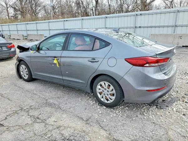 KMHD74LF2HU061791 2017 HYUNDAI ELANTRA - Image 2