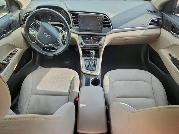 KMHD74LF2HU074461 2017 HYUNDAI ELANTRA - Image 8