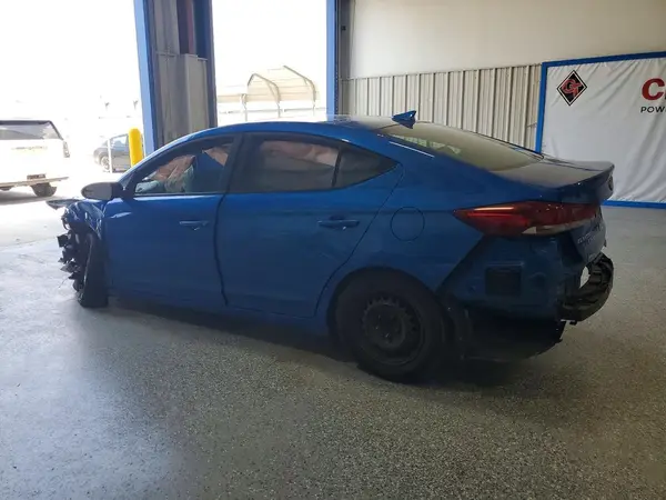 KMHD74LF2HU082897 2017 HYUNDAI ELANTRA - Image 2