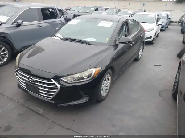 KMHD74LF2HU092880 2017 HYUNDAI ELANTRA - Image 2