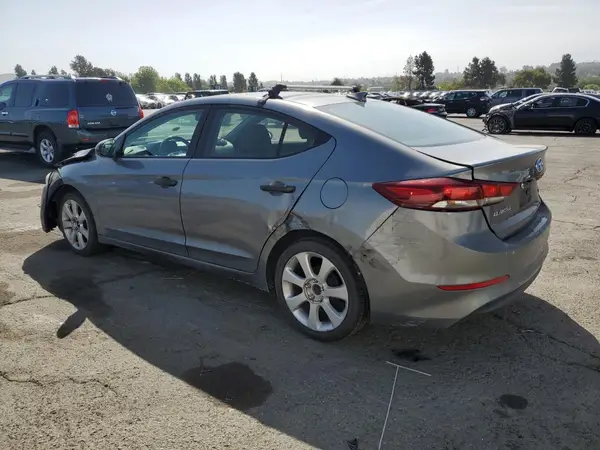 KMHD74LF2HU093592 2017 HYUNDAI ELANTRA - Image 2