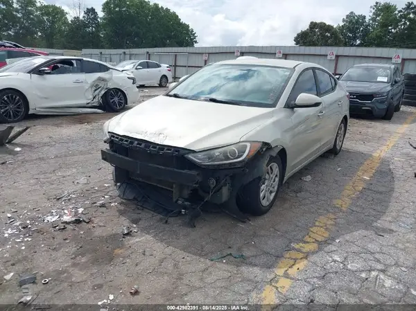 KMHD74LF2HU094404 2017 HYUNDAI ELANTRA - Image 2