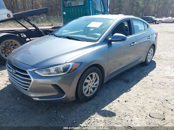 KMHD74LF2HU099148 2017 HYUNDAI ELANTRA - Image 2