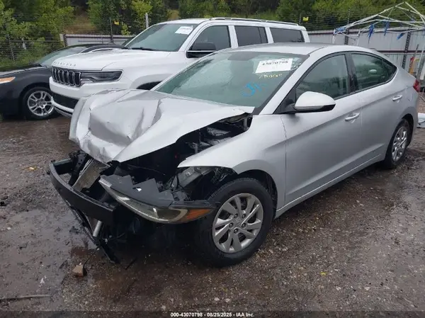 KMHD74LF2HU109533 2017 HYUNDAI ELANTRA - Image 2