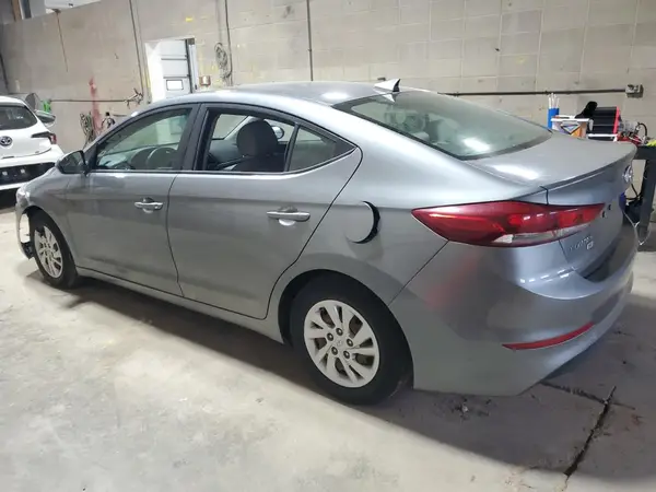 KMHD74LF2HU110326 2017 HYUNDAI ELANTRA - Image 2