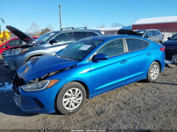 KMHD74LF2HU111282 2017 HYUNDAI ELANTRA - Image 2