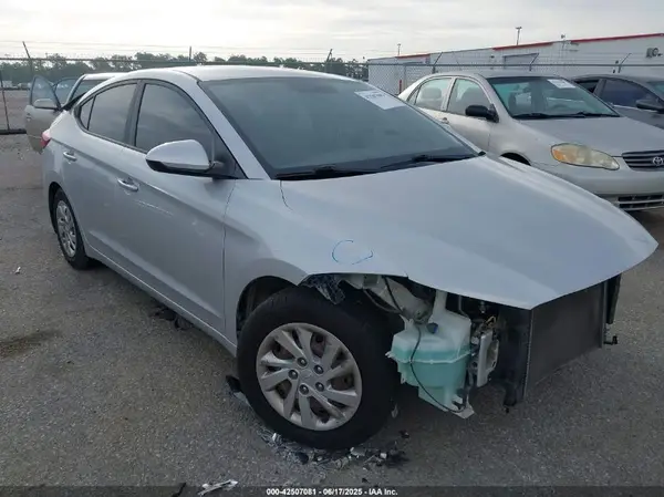 KMHD74LF2HU115929 2017 HYUNDAI ELANTRA - Image 1