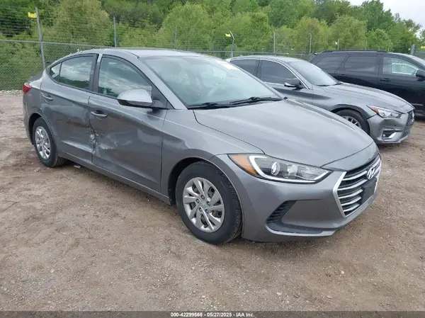 KMHD74LF2HU151121 2017 HYUNDAI ELANTRA - Image 1