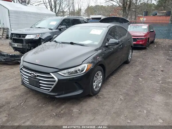 KMHD74LF2HU307433 2017 HYUNDAI ELANTRA - Image 2