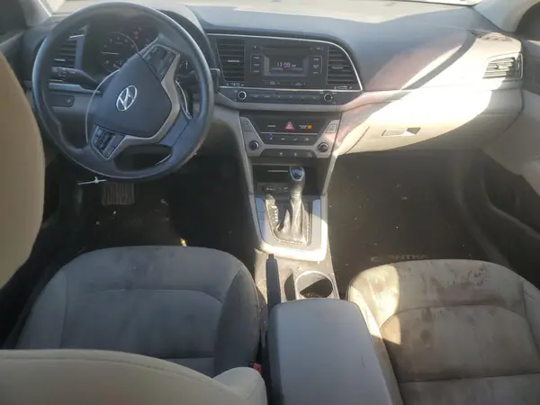 KMHD74LF2HU324782 2017 HYUNDAI ELANTRA - Image 8