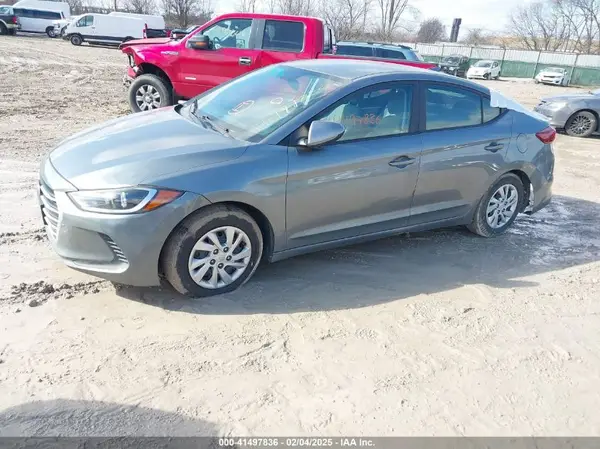 KMHD74LF2HU352906 2017 HYUNDAI ELANTRA - Image 2