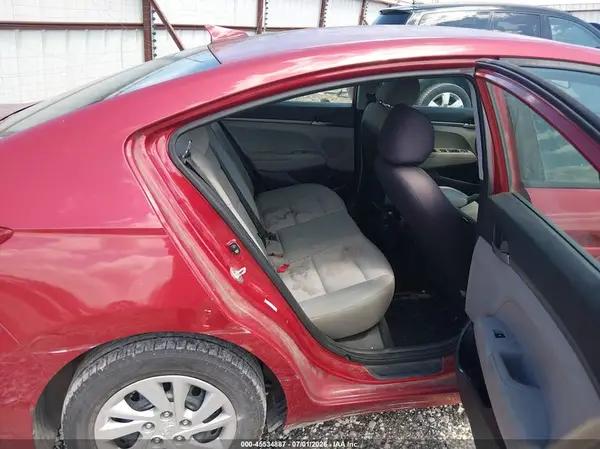 KMHD74LF2HU357720 2017 HYUNDAI ELANTRA - Image 8