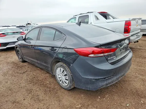 KMHD74LF2HU367695 2017 HYUNDAI ELANTRA - Image 2