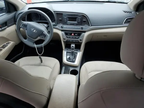 KMHD74LF2HU395528 2017 HYUNDAI ELANTRA - Image 8
