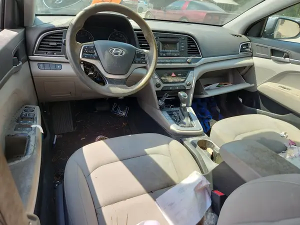 KMHD74LF2HU400050 2017 HYUNDAI ELANTRA - Image 8