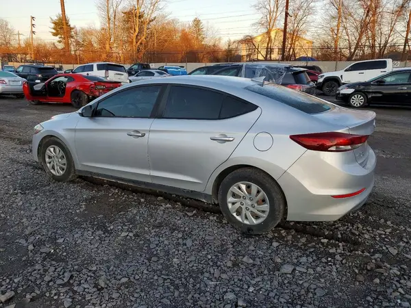 KMHD74LF2HU402073 2017 HYUNDAI ELANTRA - Image 2