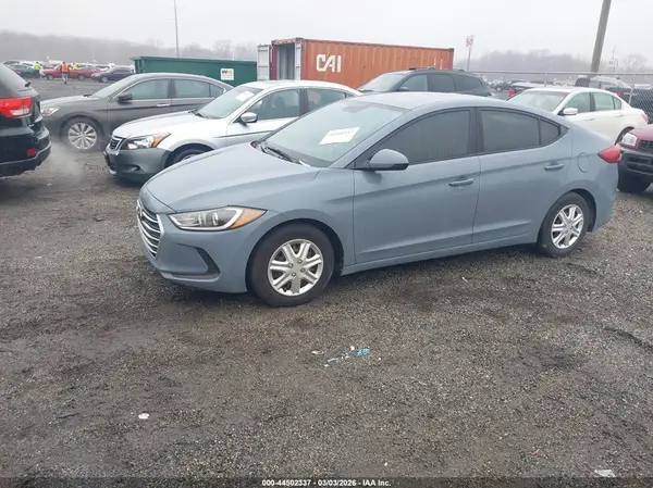 KMHD74LF2HU402106 2017 HYUNDAI ELANTRA - Image 2