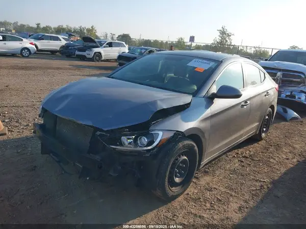 KMHD74LF2HU407466 2017 HYUNDAI ELANTRA - Image 2