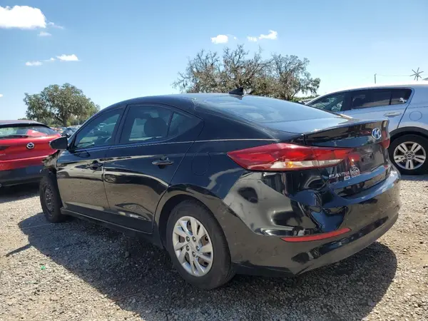 KMHD74LF2HU423604 2017 HYUNDAI ELANTRA - Image 2