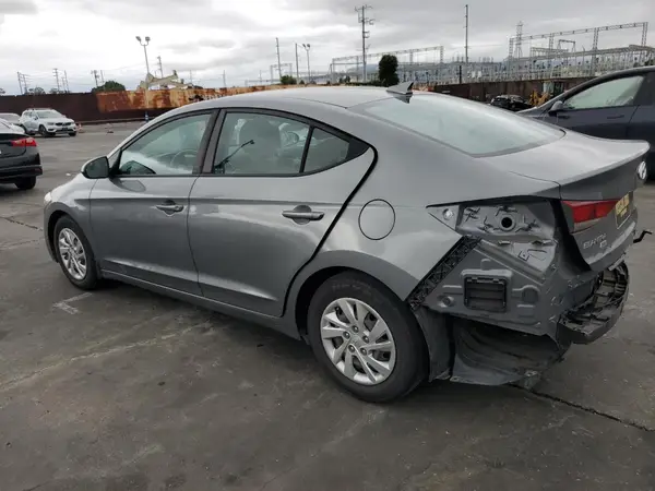 KMHD74LF2HU428673 2017 HYUNDAI ELANTRA - Image 2