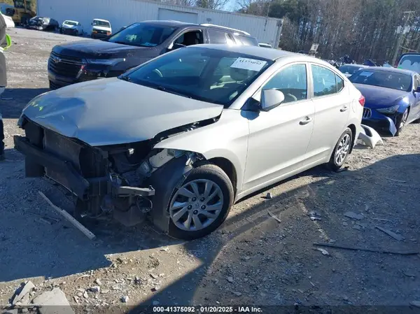 KMHD74LF2HU428835 2017 HYUNDAI ELANTRA - Image 2