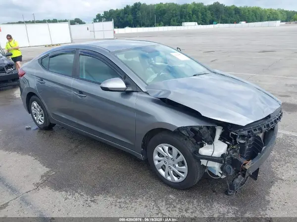 KMHD74LF2JU452722 2018 HYUNDAI ELANTRA - Image 1