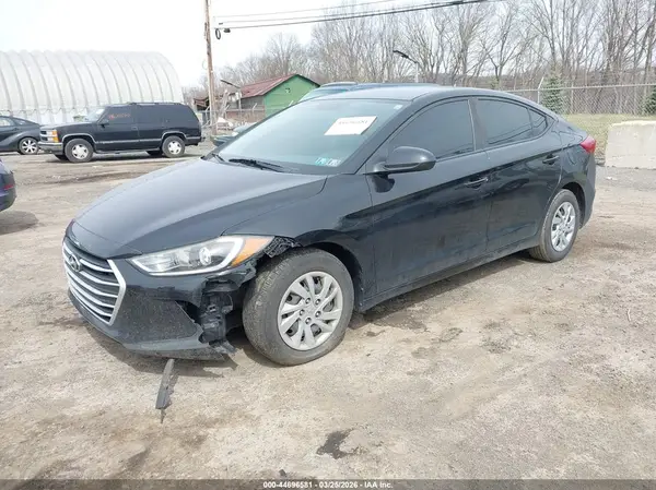 KMHD74LF2JU467169 2018 HYUNDAI ELANTRA - Image 2