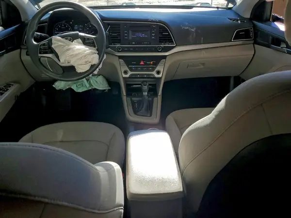 KMHD74LF2JU467222 2018 HYUNDAI ELANTRA - Image 8